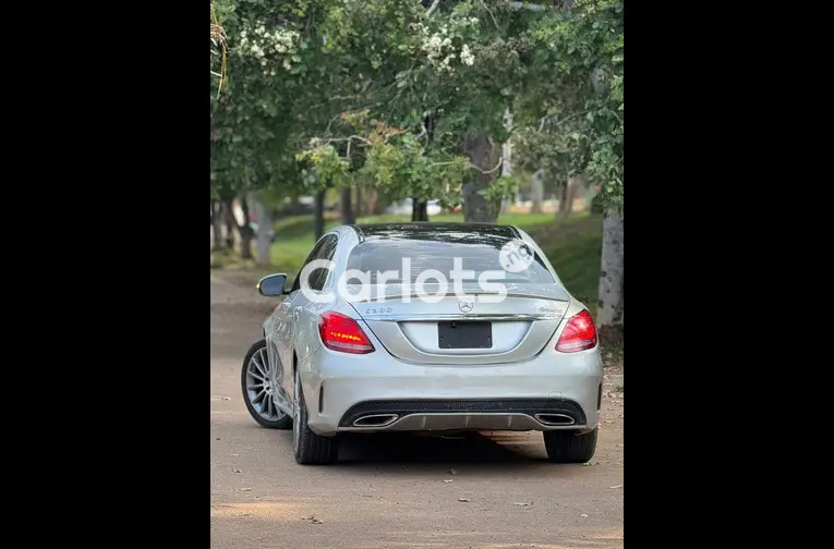 2016 MERCEDES BENZ C300 FULL OPTION - 7/7