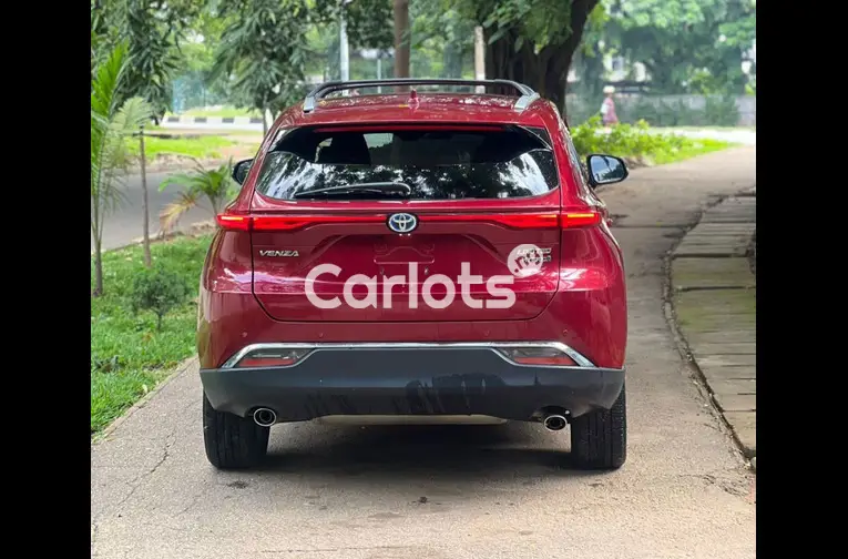 Foreign used 2022 Toyota Venza for sale in Abuja, FCT - thumbnail 5