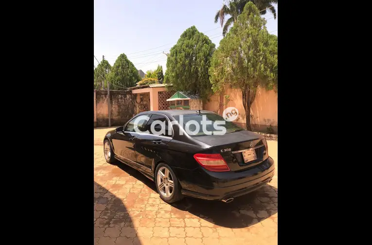 FIRST BODY 2008 MERCEDES BENZ C300 - 4/5