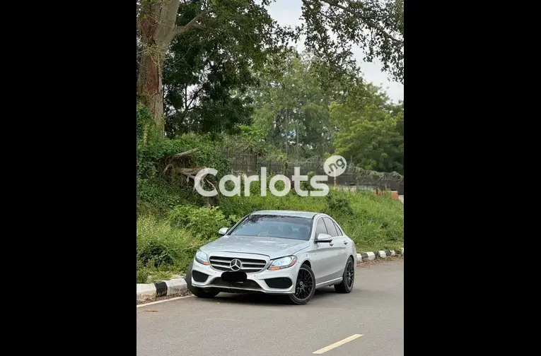 2016 MERCEDES BENZ C300 - 1/7