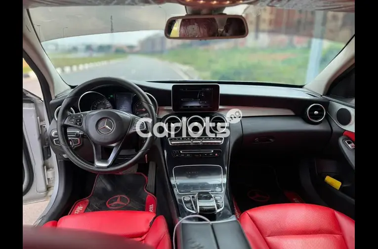 Nigerian Used 2016 MERCEDES BENZ C300 for sale in Abuja, FCT - thumbnail 4