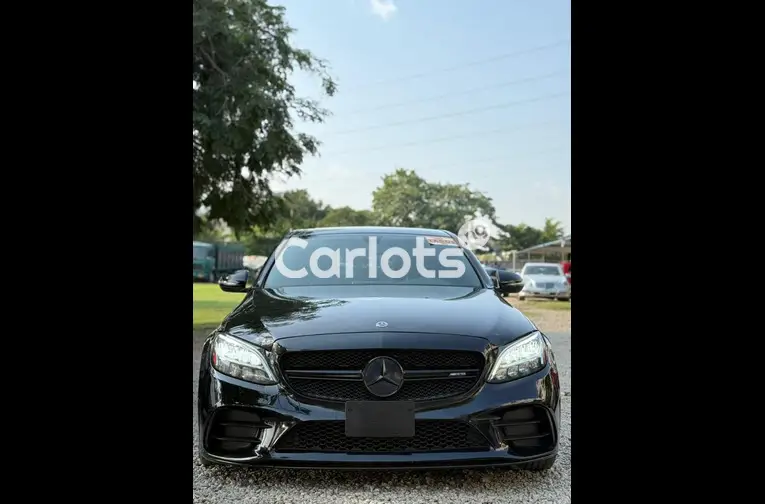 Nigerian Used 2019 MERCEDES BENZ C43 AMG FULL OPTION for sale in Abuja - thumbnail 3