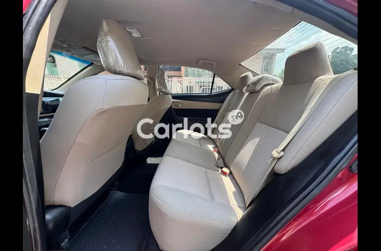2015 TOYOTA COROLLA LE - 4/7