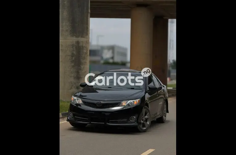 FOREIGN USED 2013 TOYOTA CAMRY SE for sale in Abuja, FCT - thumbnail 2