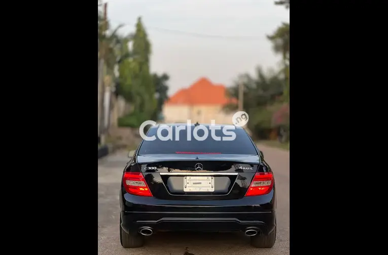 Nigerian Used 2013 MERCEDES BENZ C300 for sale in Kaduna - photo 6 of 6