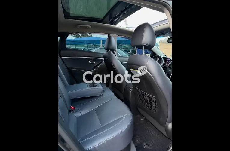 Foreign Used 2014 HYUNDAI ELANTRA GT for sale in Garki, FCT - photo 3 of 7