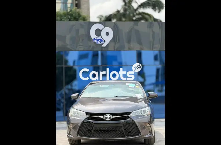 Foreign used 2015 Toyota Camry XSE key
