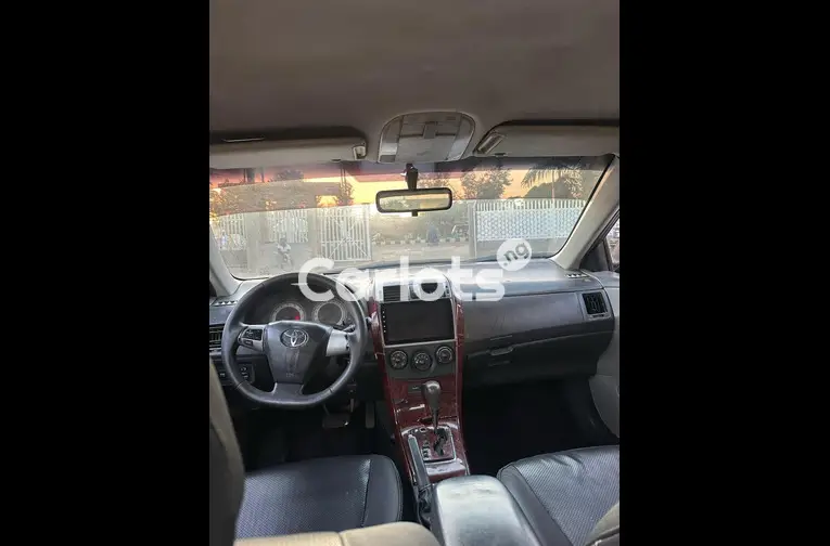 2010 TOYOTA COROLLA LE - 4/7