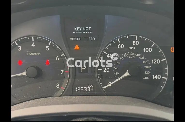 FOREIGN USED 2011 LEXUS RX350(ACCIDENT FREE) for sale in Ajah, Lagos - thumbnail 2
