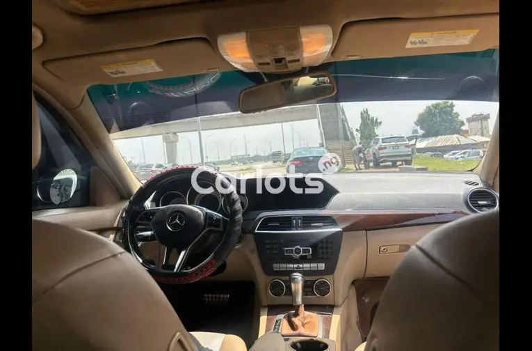 2009 MERCEDES BENZ C300 for sale in Abuja