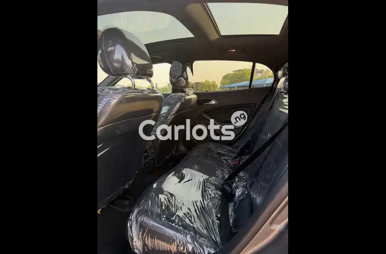 Used 2019 Mercedes Benz GLA 250 - 4/7