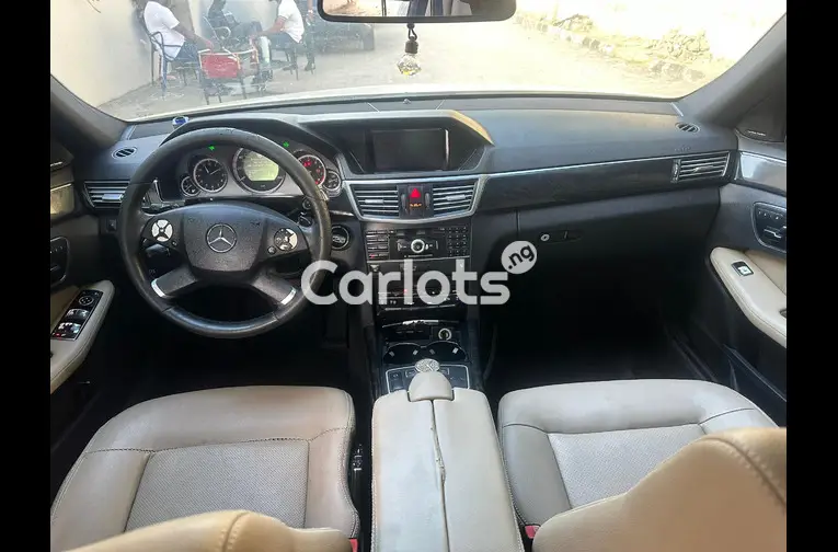 BELGIUM GRADE 2011 MERCEDES BENZ E350 - 3/7