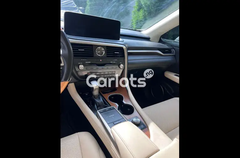 FOREIGN USED 2021 LEXUS RX350 for sale in Abuja, FCT - thumbnail 4