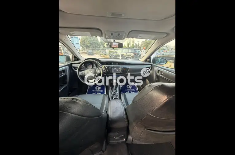 Nigerian used 2015 Toyota Corolla S keyless for sale in Abuja, FCT - photo 3 of 7