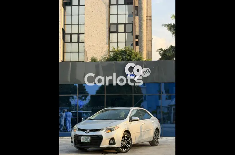 Nigerian used 2015 Toyota Corolla S keyless for sale in Abuja, FCT - photo 6 of 7