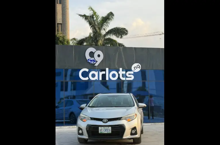 Nigerian used 2015 Toyota Corolla S keyless for sale in Abuja, FCT
