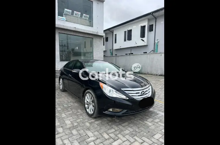 2013 KEYLESS HYUNDAI SONATA LIMITED for sale in Lagos