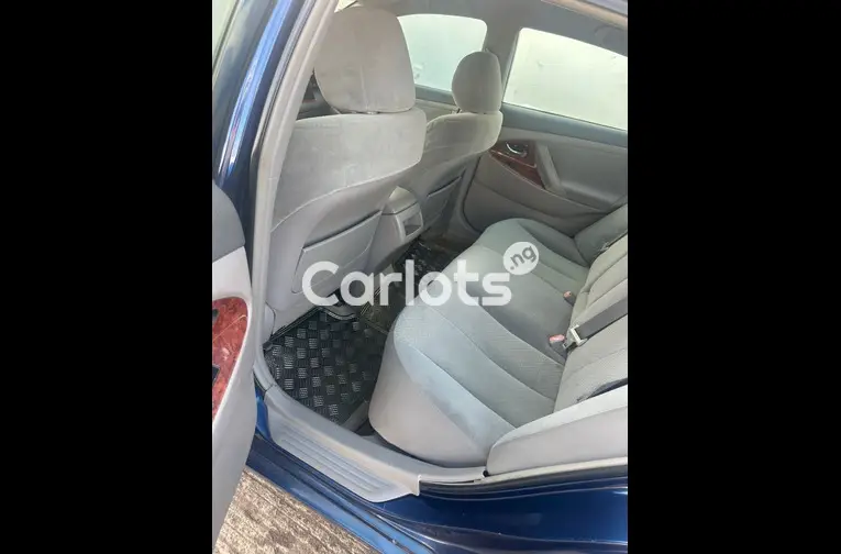 Nigerian Used CLEAN REGISTERED PURE FIRST BODY 2008 TOYOTA CAMRY LE(UNTOUCHED ENGINE) for sale in Ajah, Lagos - thumbnail 4