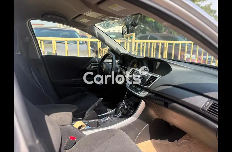 FOREIGN USED HONDA ACCORD 2014 WITH ORIGINAL CUSTOM DUTY for sale in Abuja, FCT - photo 4 of 5