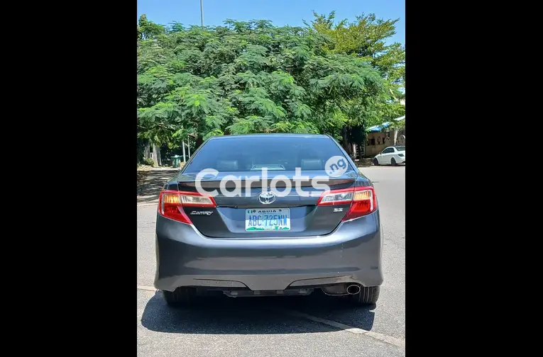 Nigerian used Toyota Camry 2014 with custom duty for sale in Abuja, FCT - thumbnail 3