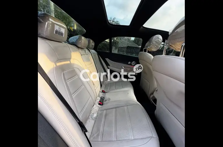 FOREIGN USED 2018 MERCEDES BENZ E43 AMG for sale in Abuja, FCT - thumbnail 5