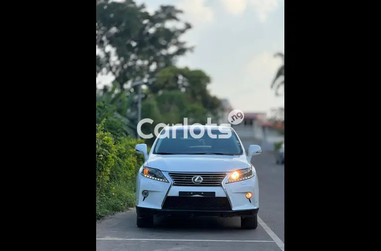2013 LEXUS RX270 4CYL - 2/6
