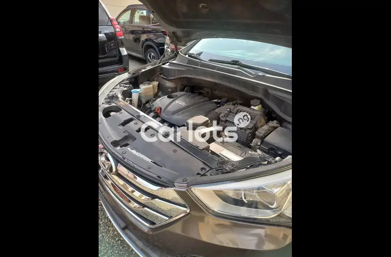 FOREIGN USED 2013 HYUDIA SANTA FE SPORT for sale in Lagos - thumbnail 6
