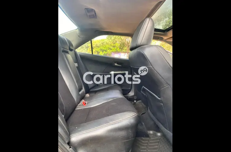 Nigerian Used 2013 TOYOTA CAMRY SE for sale in Abuja, FCT - thumbnail 4