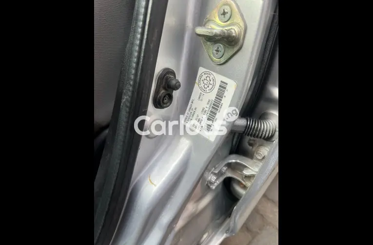 FOREIGN USED 2014 HONDA CIVIC for sale in Isheri-Olofin, Lagos - photo 4 of 7