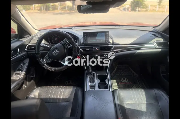 NIGERIAN USED HONDA ACCORD 2019 MODEL for sale in Abuja, FCT - thumbnail 5
