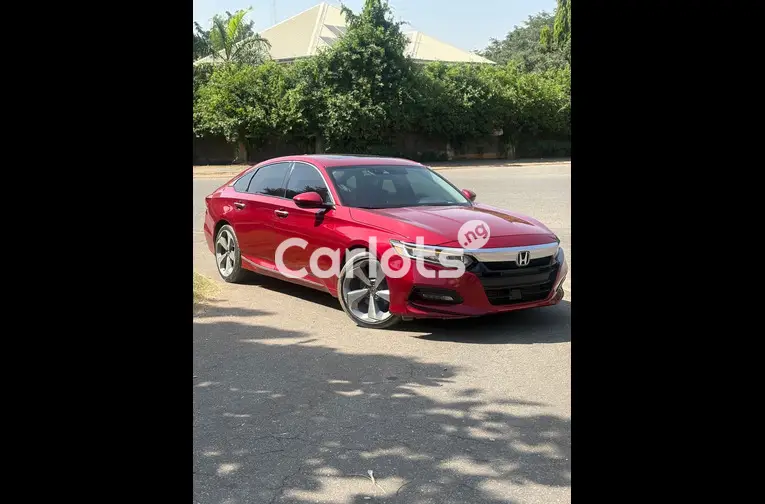 NIGERIAN USED HONDA ACCORD 2019 MODEL for sale in Abuja, FCT - photo 6 of 6