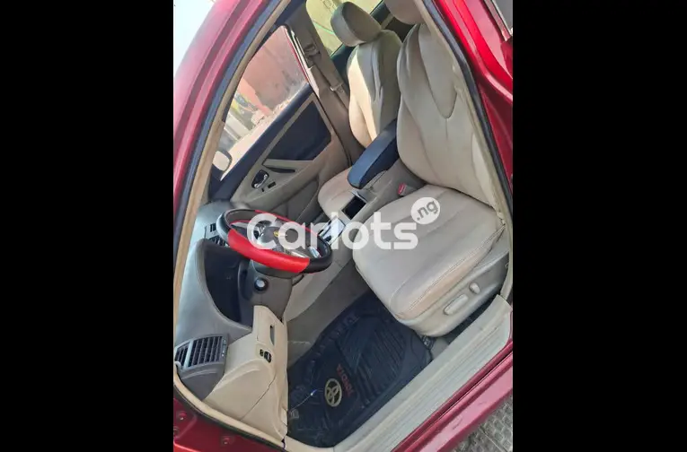 Nigerian Used Registered 2008 Toyota Camry v4 for sale in Abuja, FCT - photo 2 of 5