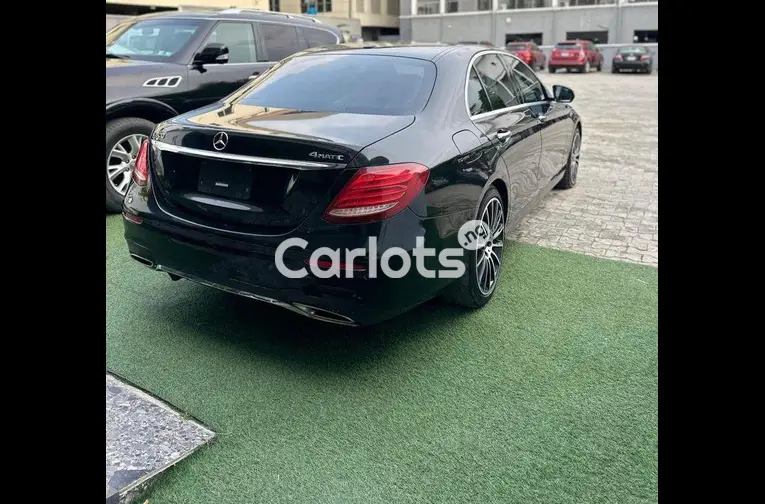 2017 MERCEDES BENZ E300 4MATIC for sale in Lagos, Lagos - photo 5 of 6