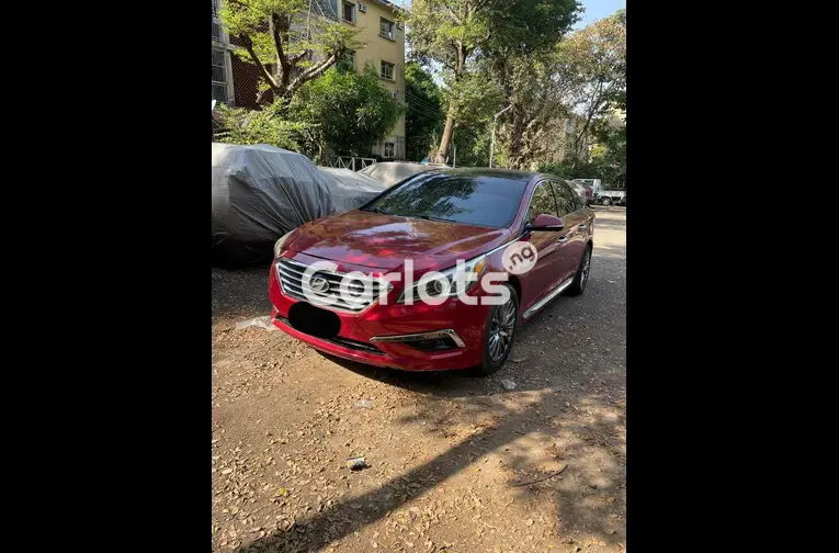 DISTRESS SALE 2015 HYUNDAI SONATA LIMITED FULL OPTION for sale in Abuja