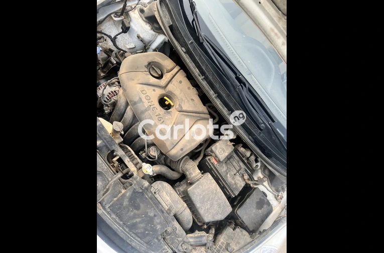 2013 HYUNDAI ELANTRA for sale in Kano, Kano - photo 2 of 7