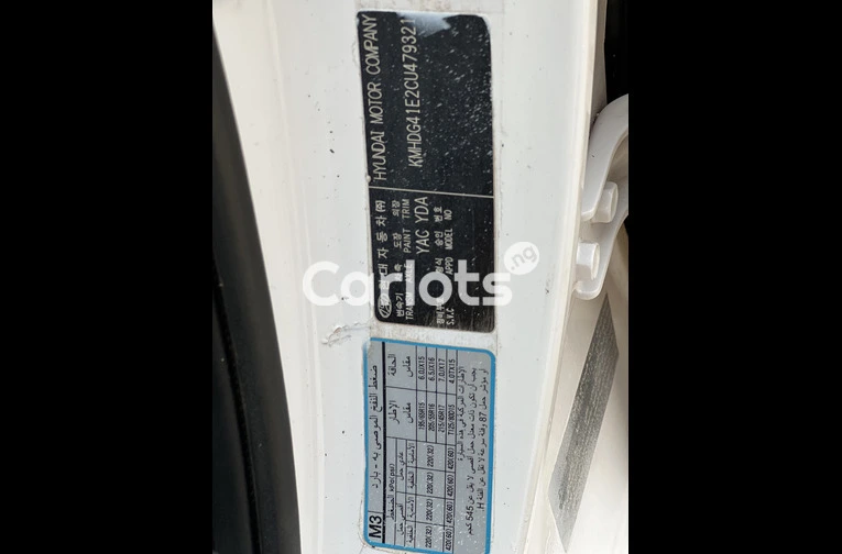 2013 HYUNDAI ELANTRA - 3/7