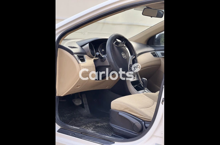 2013 HYUNDAI ELANTRA - 6/7