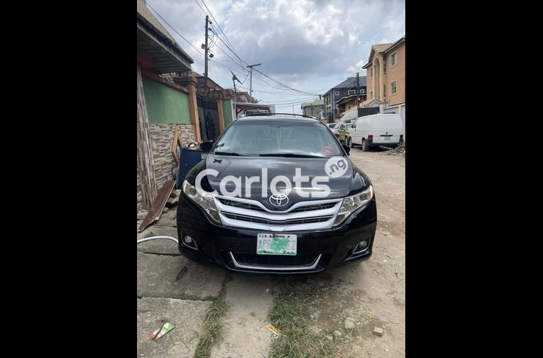 BELGIUM GRADE 2013 TOYOTA VENZA AWD V6 FULL OPTION
