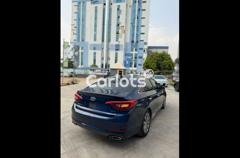 Used HYUNDAI Sonata 2015 model Keyless with duty for sale in Abuja, FCT - photo 5 of 6