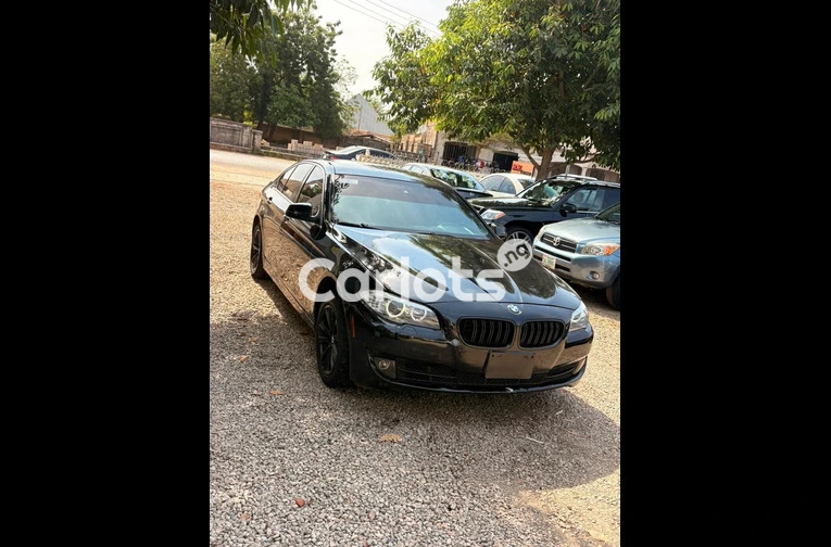 2012 BMW 5 SERIES 528i FOR SALE