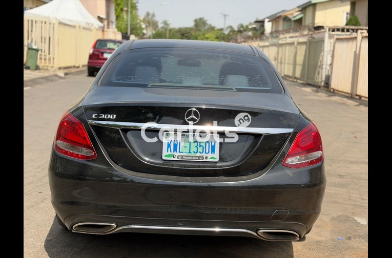 2016 MERCEDES C300 - 7/7