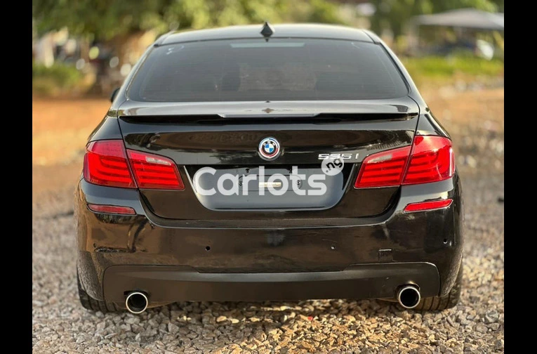 Nigerian Used 2012 BMW 5 SERIES 535i for sale in Kaduna - thumbnail 6