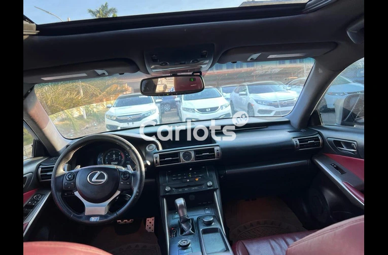 Nigerian Used 2015 LEXUS IS200T F-SPORT for sale in Kaduna - thumbnail 3