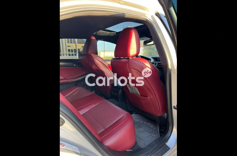 Nigerian Used 2015 LEXUS IS200T F-SPORT for sale in Kaduna - photo 4 of 7