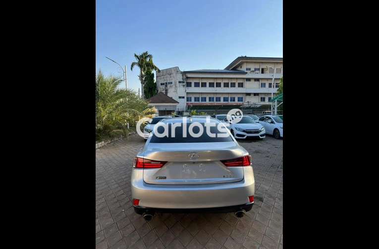 Nigerian Used 2015 LEXUS IS200T F-SPORT for sale in Kaduna - photo 6 of 7