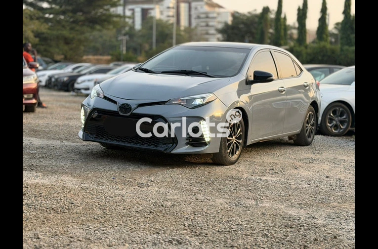 Nigerian Used 2018 UPGRADED TOYOTA COROLLA S for sale in Abuja, FCT - photo 2 of 6