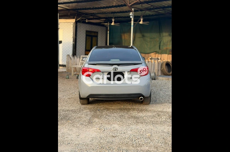 Nigerian Used 2018 UPGRADED TOYOTA COROLLA S for sale in Abuja, FCT - photo 6 of 6