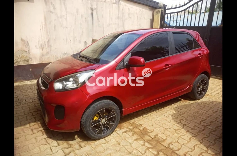 Clean 2014  Kia Picanto - 6/7