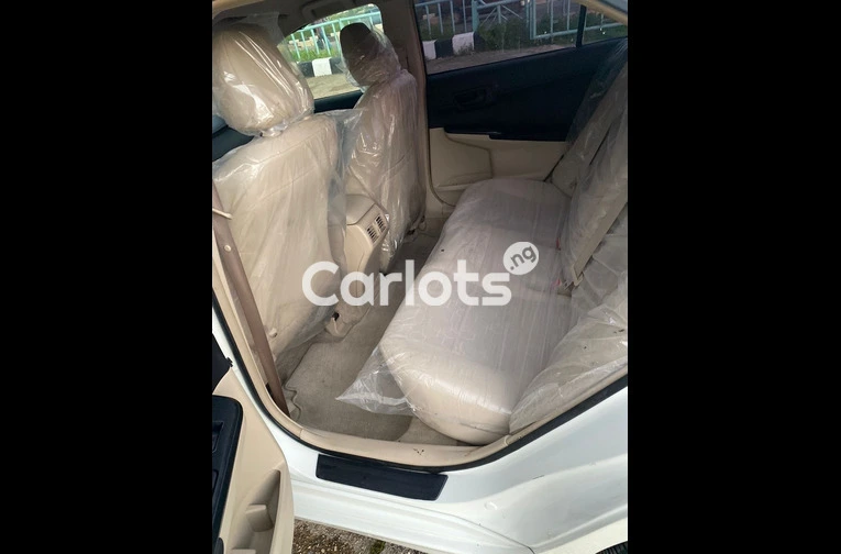 FOREIGN USED 2012 TOYOTA CAMRY FULL OPTION - 3