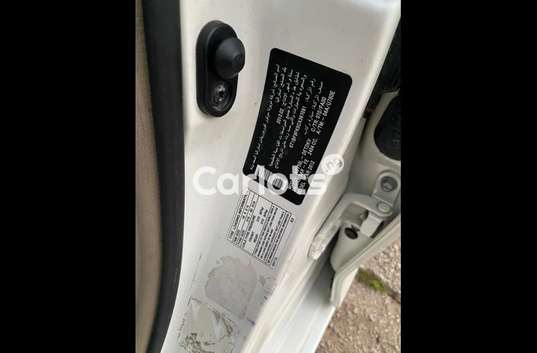 FOREIGN USED 2012 TOYOTA CAMRY FULL OPTION - 5